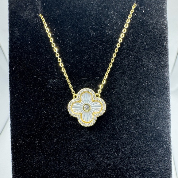 Neiman Marcus Jewelry - Mother of Pearl Clover Necklace